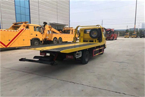 团结湖非事故拖车