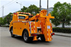 团结湖高速路拖车费